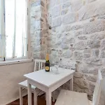 Four Towers Appartement *