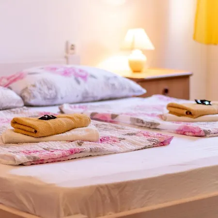 Apartman Four Towers Rab Town