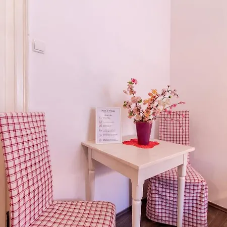 Four Towers Apartman Rab Town