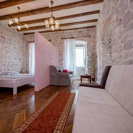 Apartman Four Towers Rab Town
