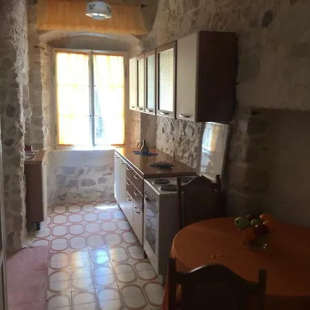 Apartman Four Towers *