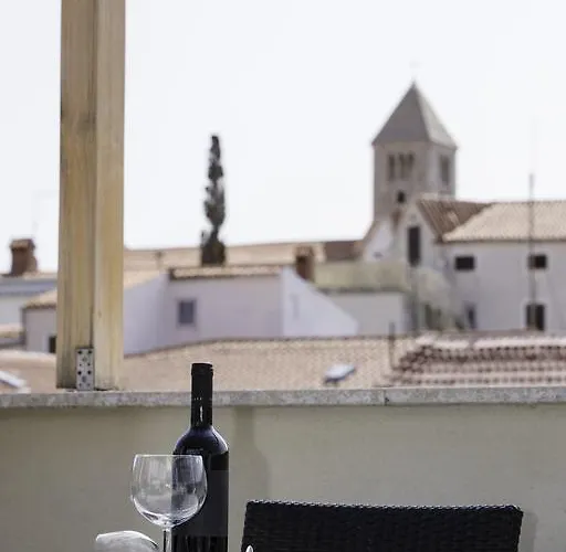 Apartman Four Towers