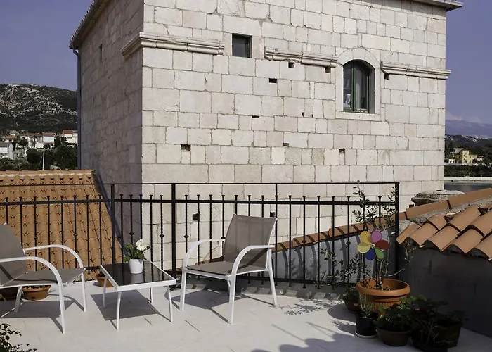 Four Towers Apartman *