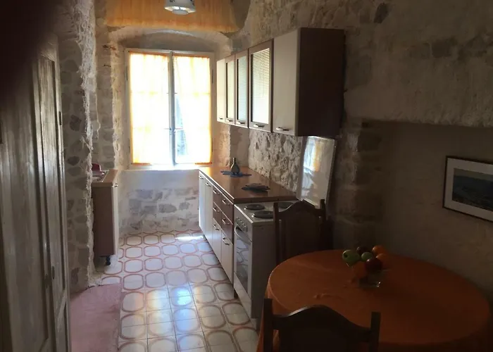 Apartman Four Towers *